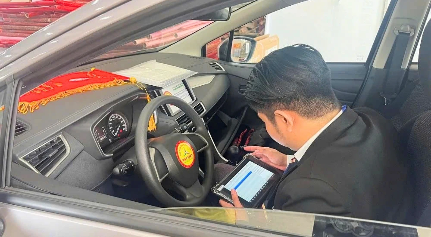 NGÀNH CÔNG NGHỆ Ô TÔ CÓ BỊ THAY THẾ BỞI CÔNG NGHỆ AI HAY KHÔNG? | Trường Cao Đẳng Đại Việt Sài Gòn