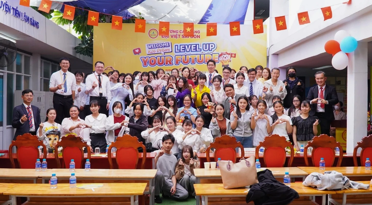 NGÀY HỘI CHÀO ĐÓN TÂN SINH VIÊN KHOA CÔNG NGHỆ Ô TÔ KHÓA 2026 - KHỞI ĐẦU HÀNH TRÌNH CHINH PHỤC ĐAM MÊ! | Trường Cao Đẳng Đại Việt Sài Gòn