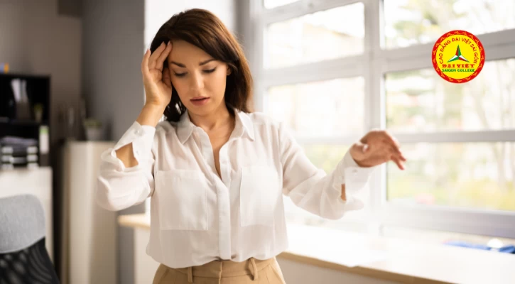 Rối Loạn Tiền Đình: Những Điều Cần Biết Và Cách Phòng Tránh | Trường Cao Đẳng Đại Việt Sài Gòn