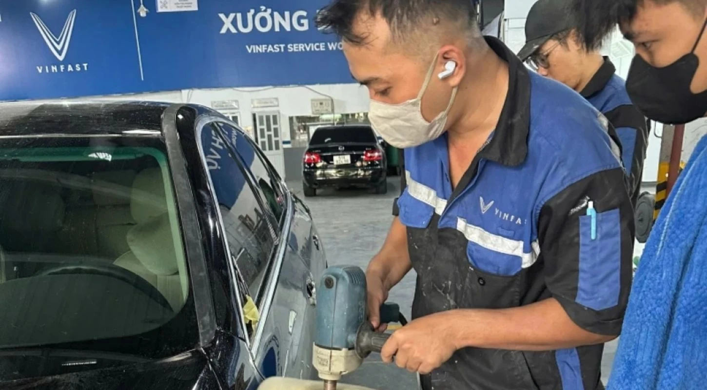 Sinh Viên Khoa Công Nghệ Ô Tô – Cđ Đại Việt Sài Gòn Khởi Động Kỳ Thực Tập Tại Vinfast | Trường Cao Đẳng Đại Việt Sài Gòn