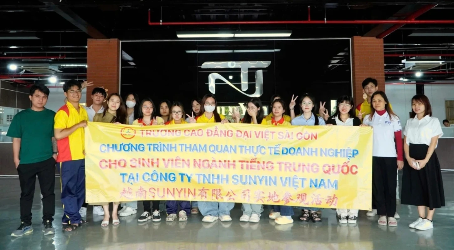 SINH VIÊN NGÀNH TIẾNG TRUNG QUỐC TRƯỜNG CAO ĐẲNG ĐẠI VIỆT SÀI GÒN TRẢI NGHIỆM THỰC TẾ TẠI DOANH NGHIỆP SUNYIN VIỆT NAM | Trường Cao Đẳng Đại Việt Sài Gòn