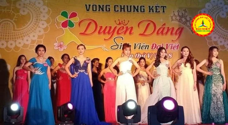 Tóp 5 sinh viên Khoa Kinh tế vào vòng Chung kết cuộc thi Duyên dáng sinh viên Đại Việt lần V năm 2018