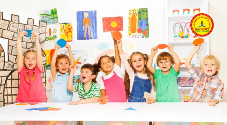 Top 8 Hoạt Động, Trò Chơi Làm Hấp Dẫn Các Tiết Dạy Thơ Mà Cô Mầm Non Nên Biết. | Trường Cao Đẳng Đại Việt Sài Gòn