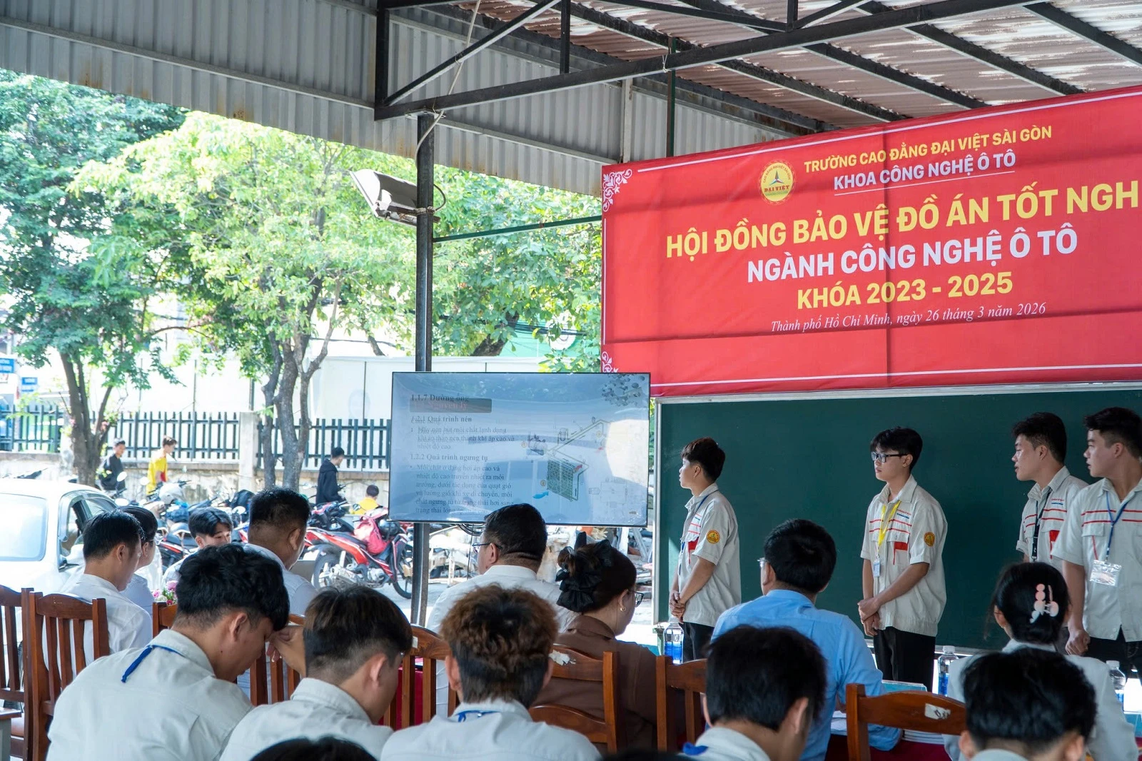 BỨT PHÁ CHẶNG CUỐI - SINH VIÊN NGÀNH CÔNG NGHỆ Ô TÔ TỰ TIN BẢO VỆ ĐỒ ÁN TỐT NGHIỆP