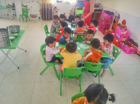 CHĂM SÓC TRẺ MẦM NON