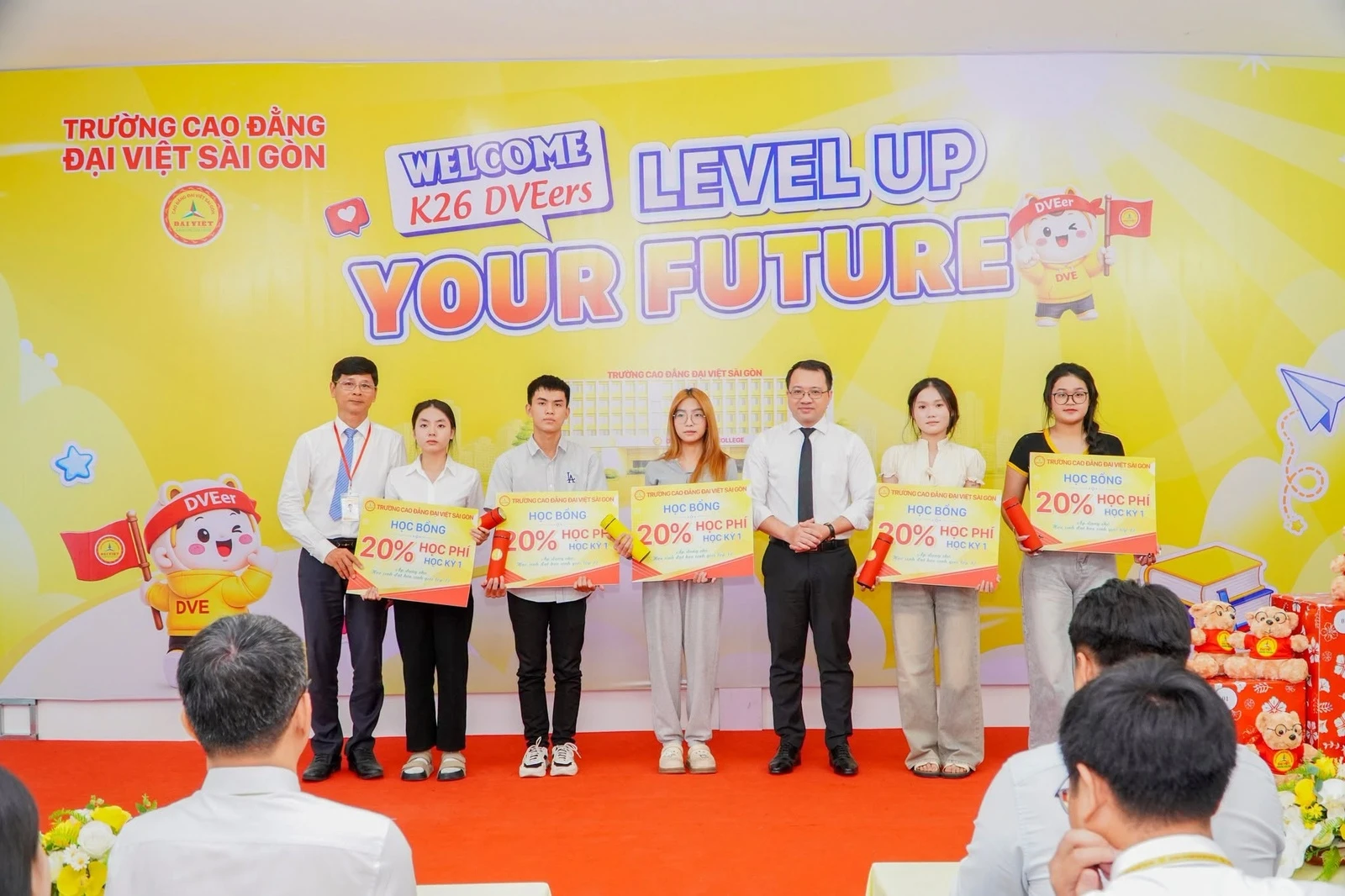 CHÀO ĐÓN TÂN SINH VIÊN ĐỢT 2 KHÓA 2026 – HÀNH TRÌNH MỚI CHÍNH THỨC BẮT ĐẦU TẠI KHOA NGÔN NGỮ, TRƯỜNG CAO ĐẲNG ĐẠI VIỆT SÀI GÒN