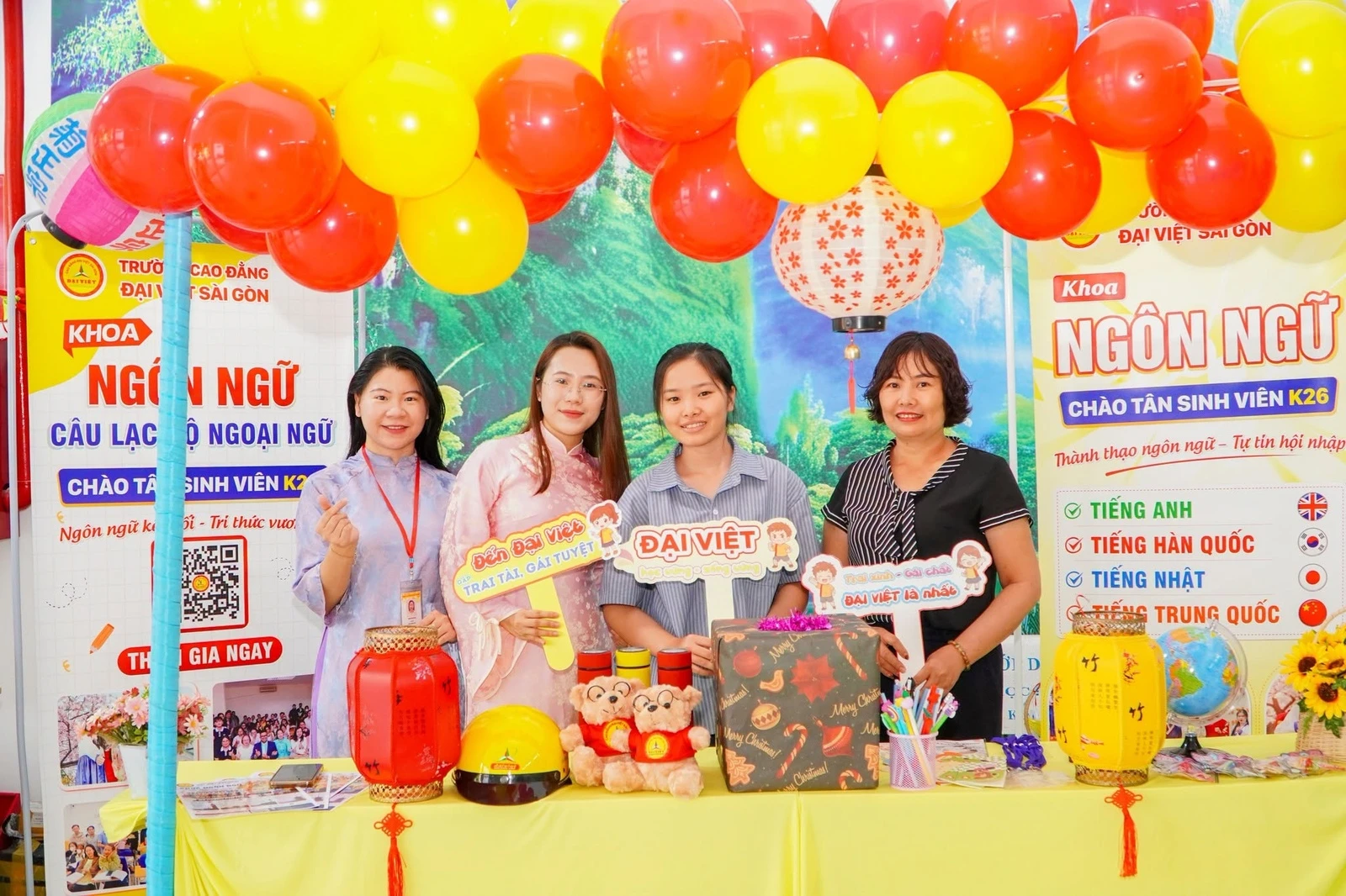 CHÀO ĐÓN TÂN SINH VIÊN ĐỢT 2 KHÓA 2026 – HÀNH TRÌNH MỚI CHÍNH THỨC BẮT ĐẦU TẠI KHOA NGÔN NGỮ, TRƯỜNG CAO ĐẲNG ĐẠI VIỆT SÀI GÒN