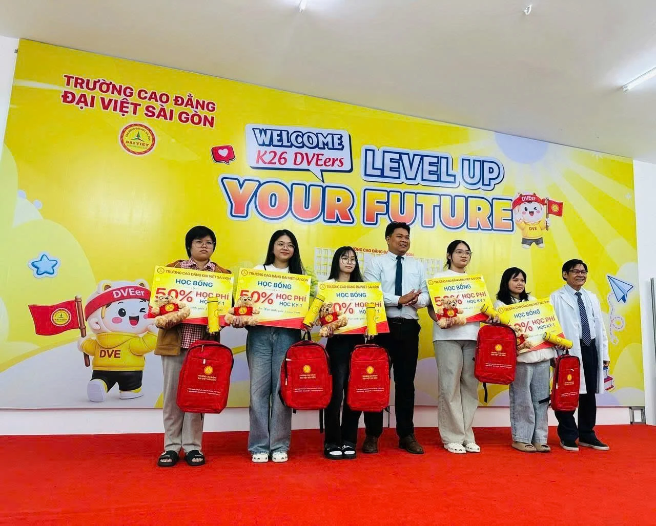 CHÀO ĐÓN TÂN SINH VIÊN KHAI GIẢNG ĐỢT 2 NĂM 2026 – KHỞI ĐẦU HÀNH TRÌNH CHINH PHỤC TƯƠNG LAI