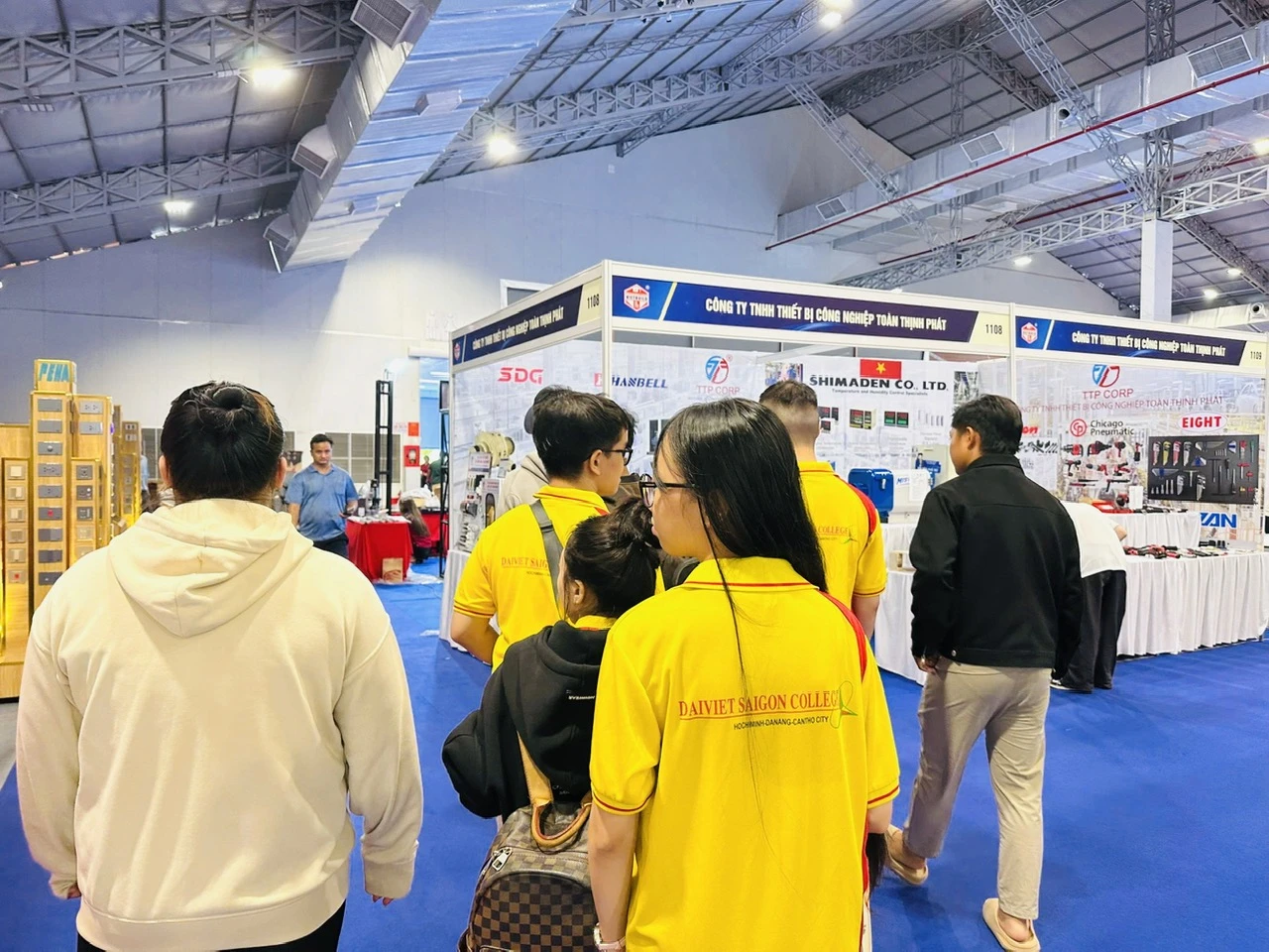 ĐI ĐỂ THẤY – HỌC ĐỂ HIỂU – TRẢI NGHIỆM ĐỂ TRƯỞNG THÀNH: LỚP SINH VIÊN TIÊU BIỂU NHÓM NGÀNH KINH TẾ - CÔNG NGHỆ TRƯỜNG CAO ĐẲNG ĐẠI VIỆT SÀI GÒN TẠI VIETBUILD 2026
