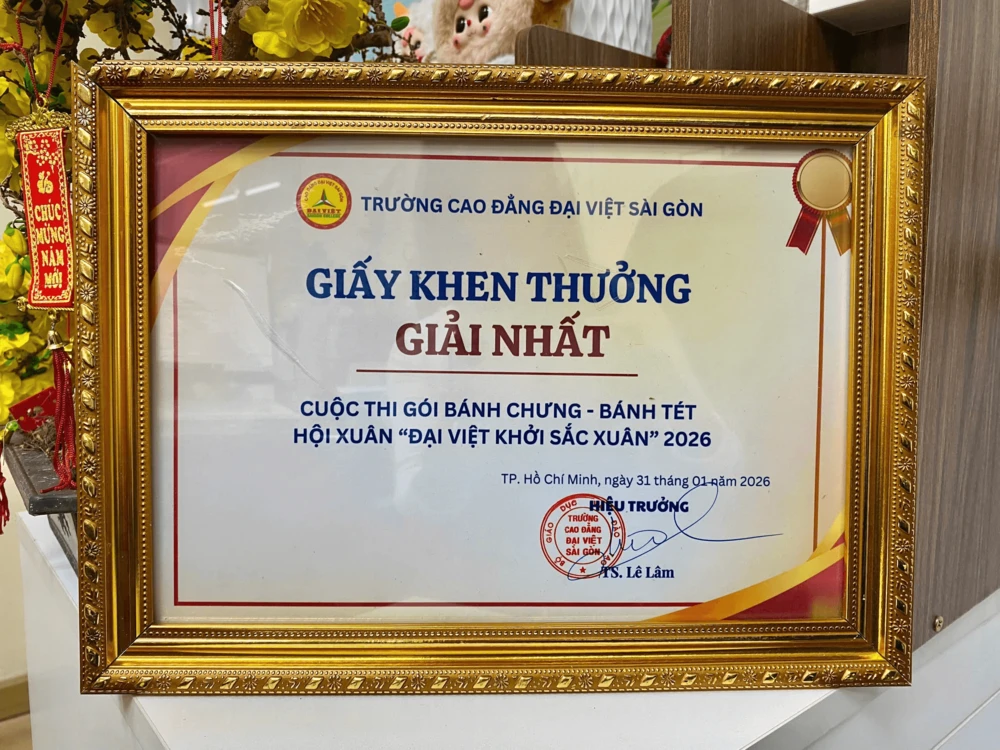 HỘI XUÂN ĐẠI VIỆT 2026: KHOA KINH TẾ - CÔNG NGHỆ QUẨY HẾT MÌNH, RINH GIẢI THƯỞNG LỚN!