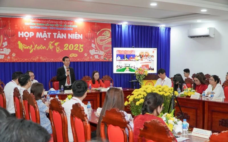 Khoa Công Nghệ Ô Tô Rộn Ràng Tham Gia Tân Niên Trường Cao Đẳng Đại Việt Sài Gòn