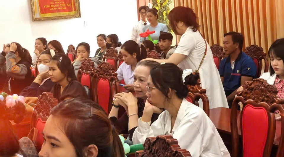 Khoa Sư Phạm – Chạm Nghề, Chạm Yêu Thương