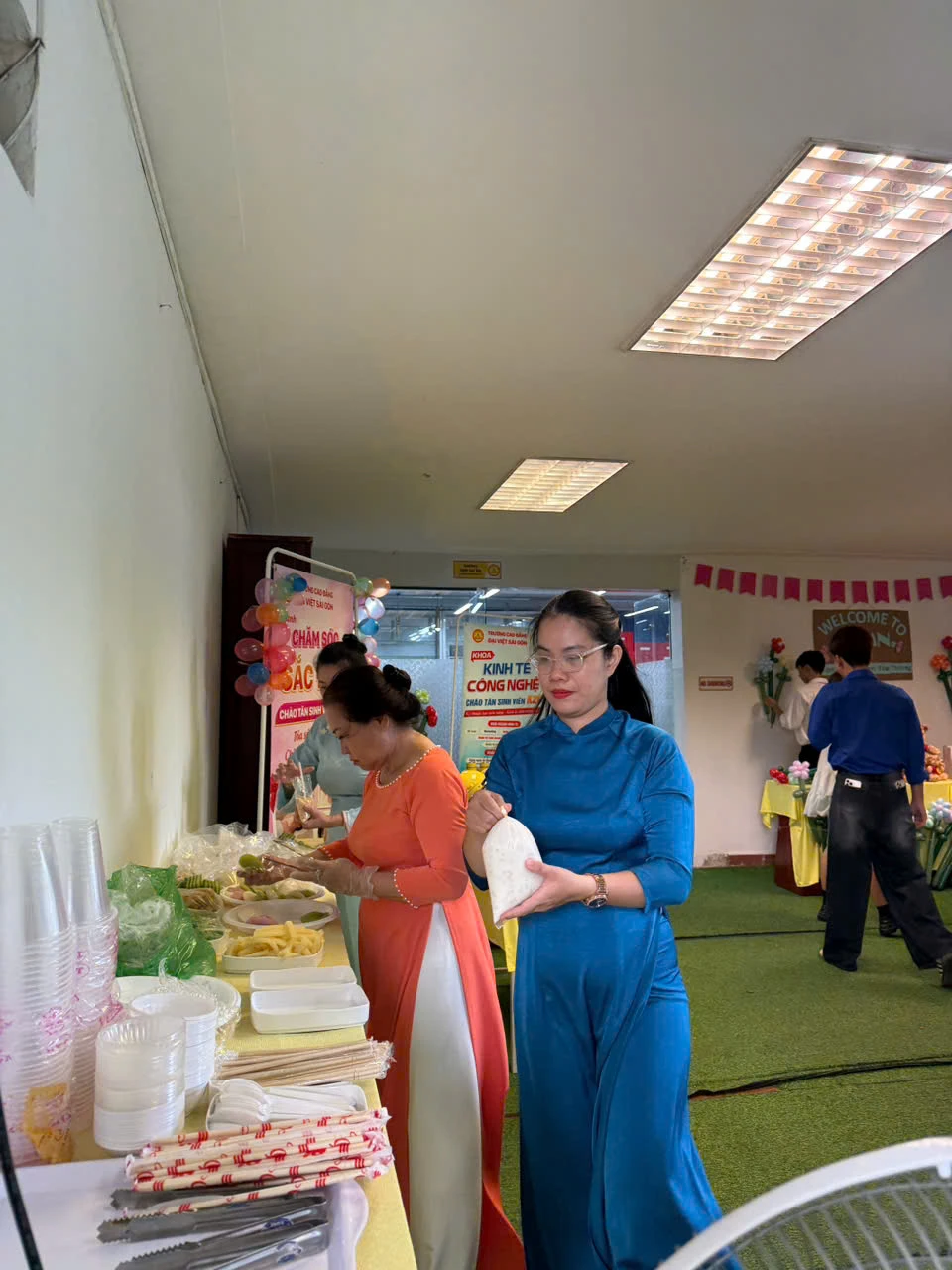 Khoa Sư Phạm – Chạm Nghề, Chạm Yêu Thương