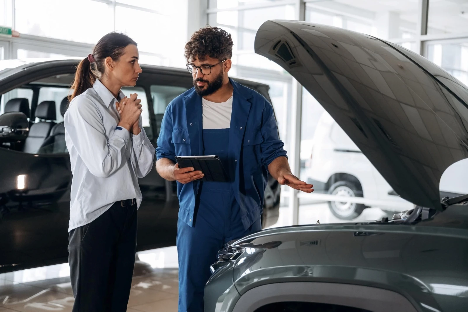 KHÔNG CHỈ SỬA XE: NHỮNG HƯỚNG PHÁT TRIỂN NGHỀ NGHIỆP ÍT NGƯỜI BIẾT TRONG NGÀNH CÔNG NGHỆ Ô TÔ