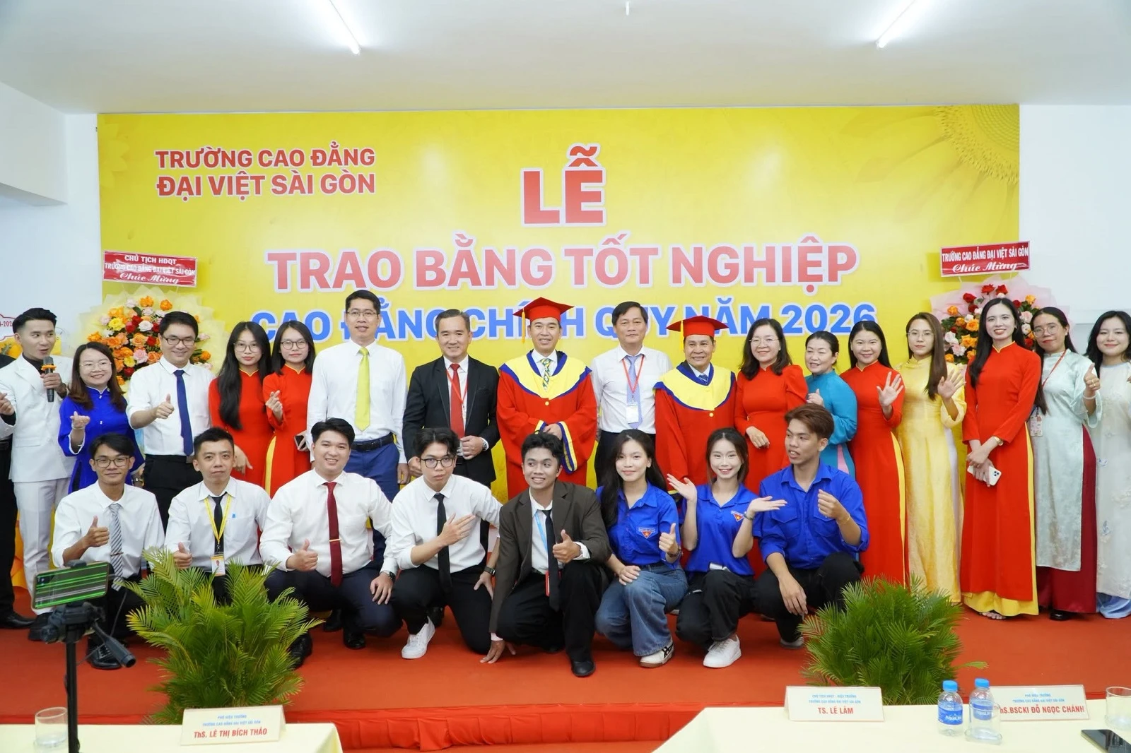 LỄ TRAO BẰNG TỐT NGHIỆP NĂM 2026