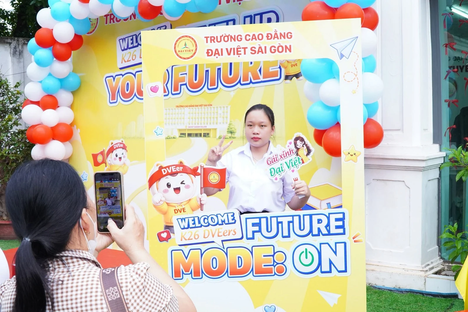 NGÀY HỘI CHÀO ĐÓN TÂN SINH VIÊN KHOA CÔNG NGHỆ Ô TÔ KHÓA 2026 - KHỞI ĐẦU HÀNH TRÌNH CHINH PHỤC ĐAM MÊ!