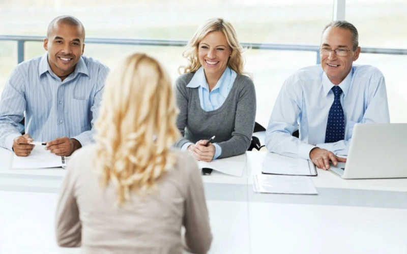 Những Ưu Điểm Của Đào Tạo Trực Tuyến (E-Learning) Đối Với Sinh Viên Theo Học Ngành Ngôn Ngữ Anh