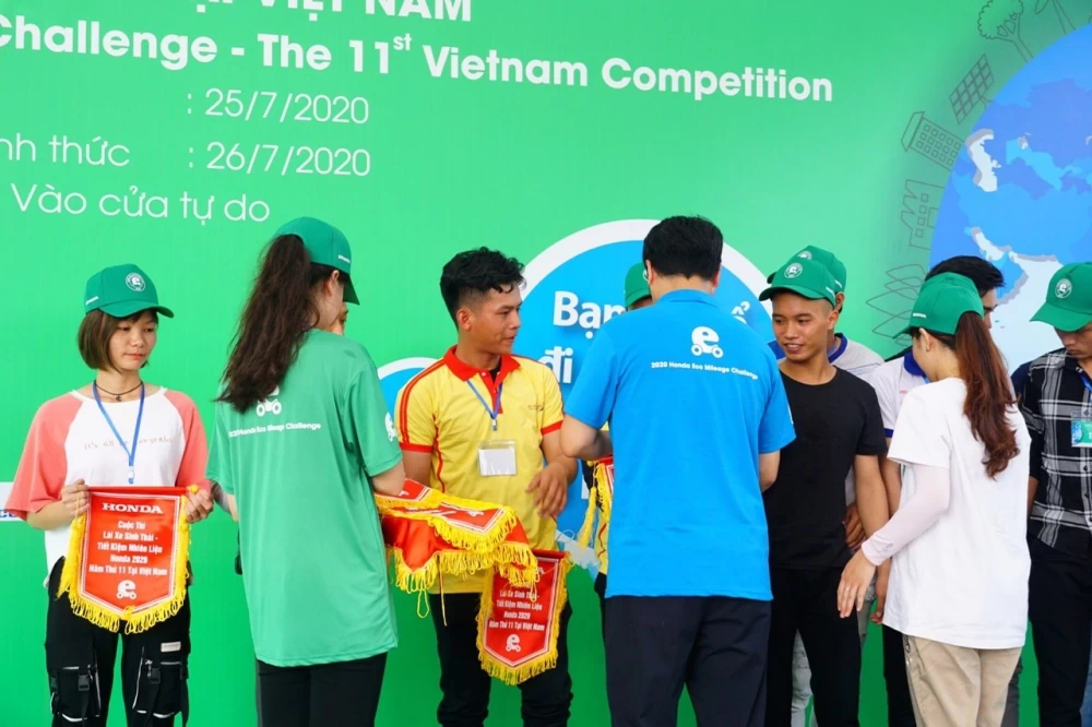Sinh Viên Khoa Công Nghệ Ô Tô Tham Gia Cuộc Thi “Lái Xe Sinh Thái’’ Do Honda Tổ Chức - 5