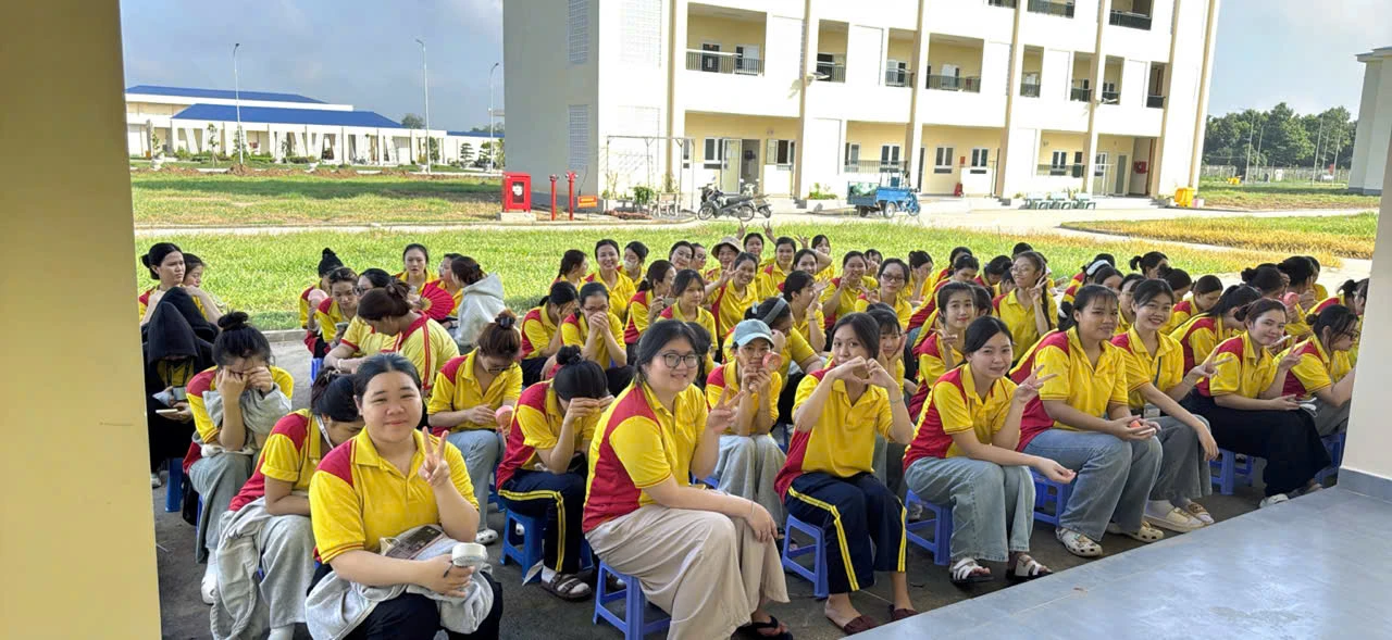 SINH VIÊN KHOA SƯ PHẠM ĐẠI VIỆT SÀI GÒN TRẢI NGHIỆM TUẦN ĐẦU NHẬP NGŨ