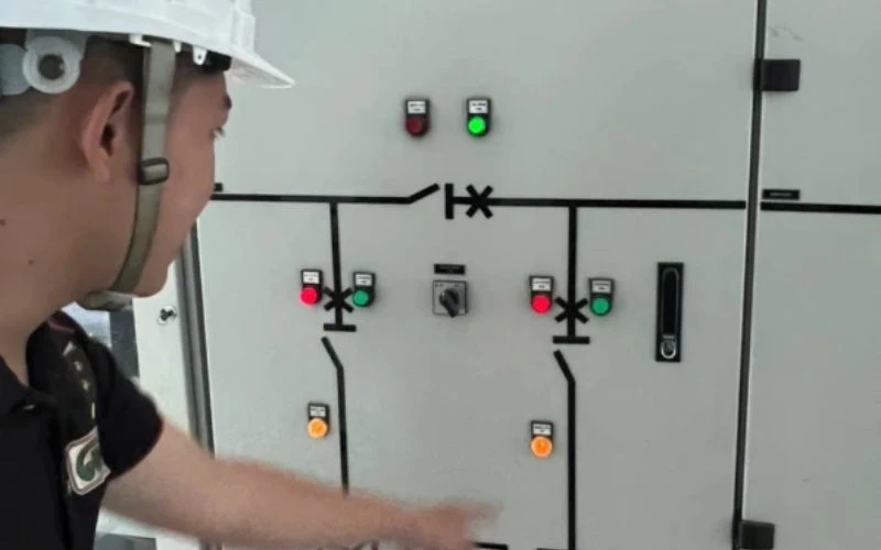 Sinh Viên Ngành Điện Công Nghiệp – Trải Nghiệm Thực Tế Tại Trạm Biến Áp: Học Từ Thực Tiễn, Vững Tay Nghề