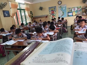 SINH VIÊN SƯ PHẠM THỰC HIỆN HỌC ĐI ĐÔI VỚI HÀNH