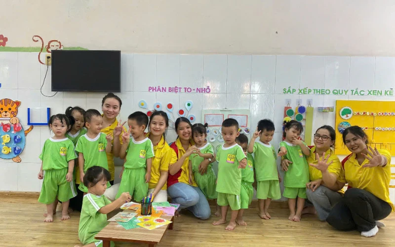 So Sánh Phương Pháp Dạy Học Montessori và Giáo Dục Truyền Thống tại Cao Đẳng Đại Việt Sài Gòn