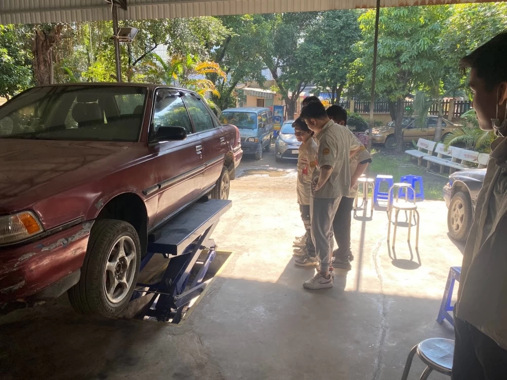 Tại sao nên lựa chọn ngành Công nghệ Ô tô tại trường Cao đẳng Đại Việt Sài Gòn? - 2