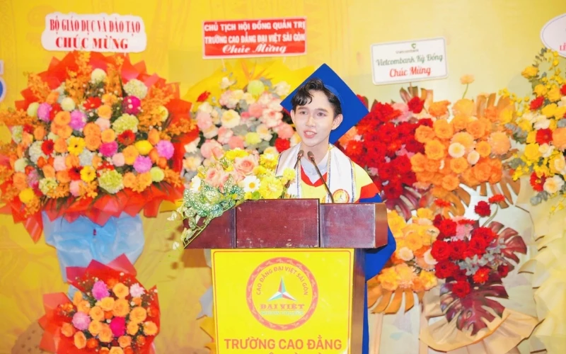 TÂN THỦ KHOA 2025 NGÀNH QUẢN TRỊ KINH DOANH