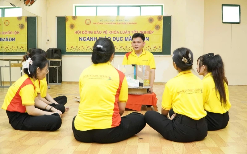 Thầy Giáo Mầm Non – Vai Trò Đặc Biệt Và Ý Nghĩa