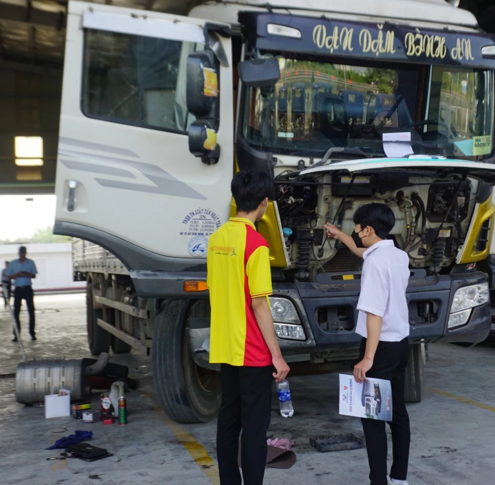 Trở Thành Kỹ Sư Thực Hành Công Nghệ Ô Tô Tương Lai Với Khoa Công Nghệ Ô Tô Trường Cao Đẳng Đại Việt Sài Gòn - 2