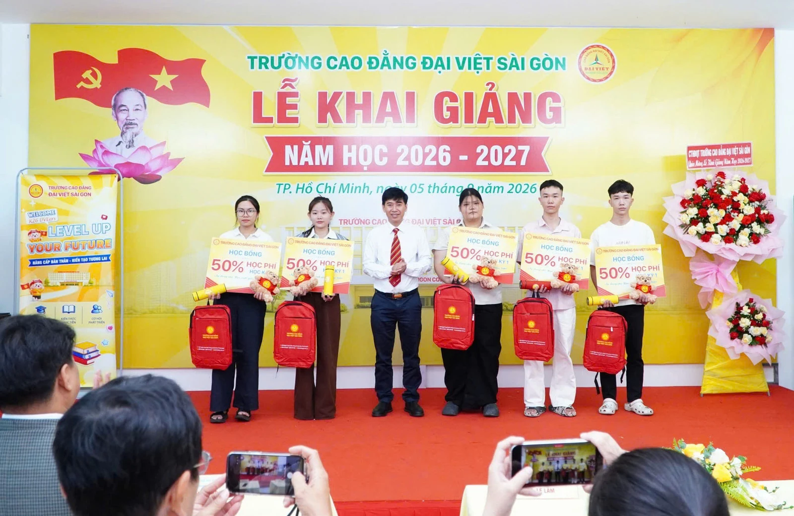 TRƯỜNG CAO ĐẲNG ĐẠI VIỆT SÀI GÒN TỔ CHỨC LỄ KHAI GIẢNG – KHỞI ĐẦU HÀNH TRÌNH MỚI, KIẾN TẠO TƯƠNG LAI