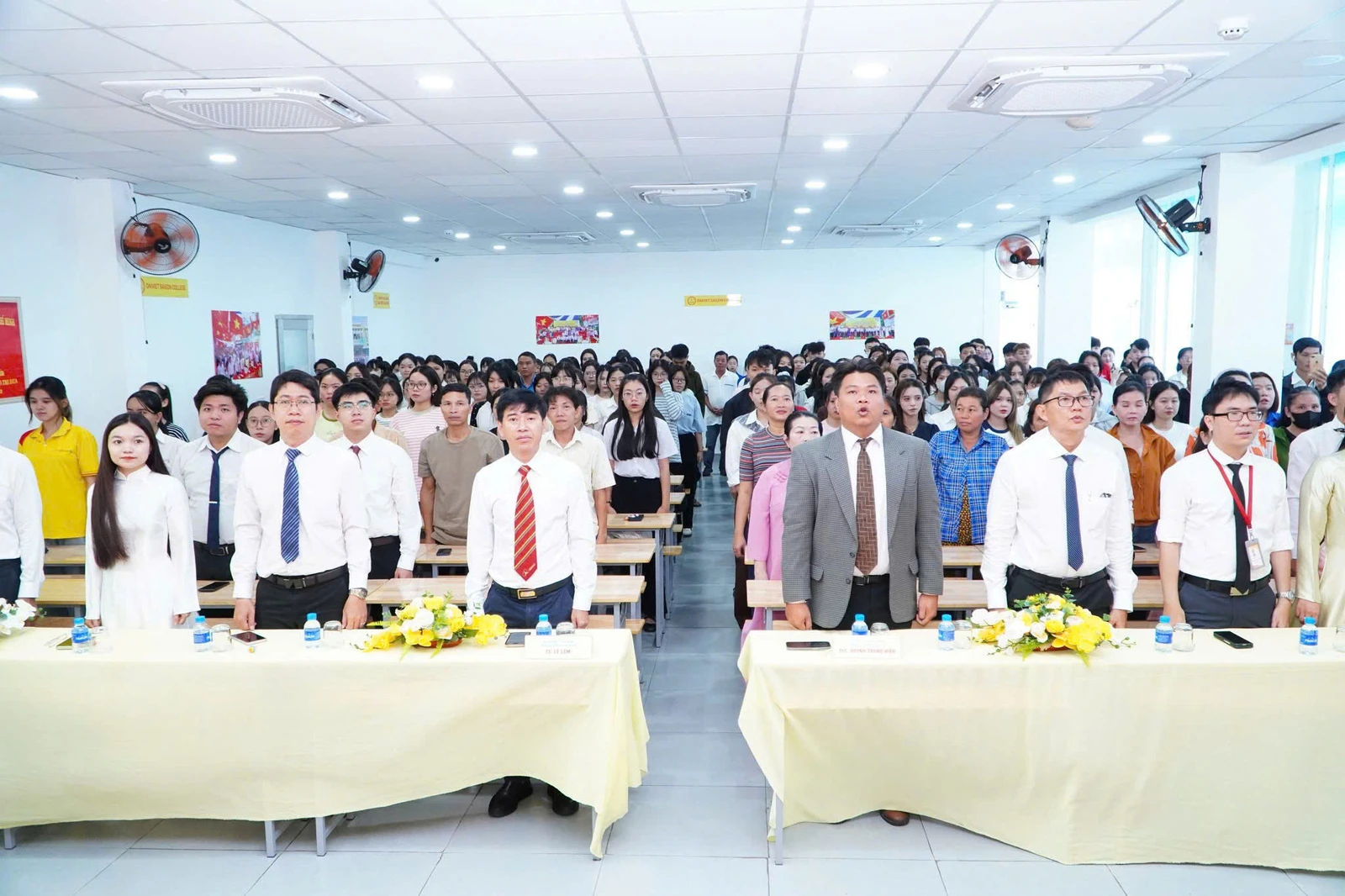TRƯỜNG CAO ĐẲNG ĐẠI VIỆT SÀI GÒN TỔ CHỨC LỄ KHAI GIẢNG – KHỞI ĐẦU HÀNH TRÌNH MỚI, KIẾN TẠO TƯƠNG LAI