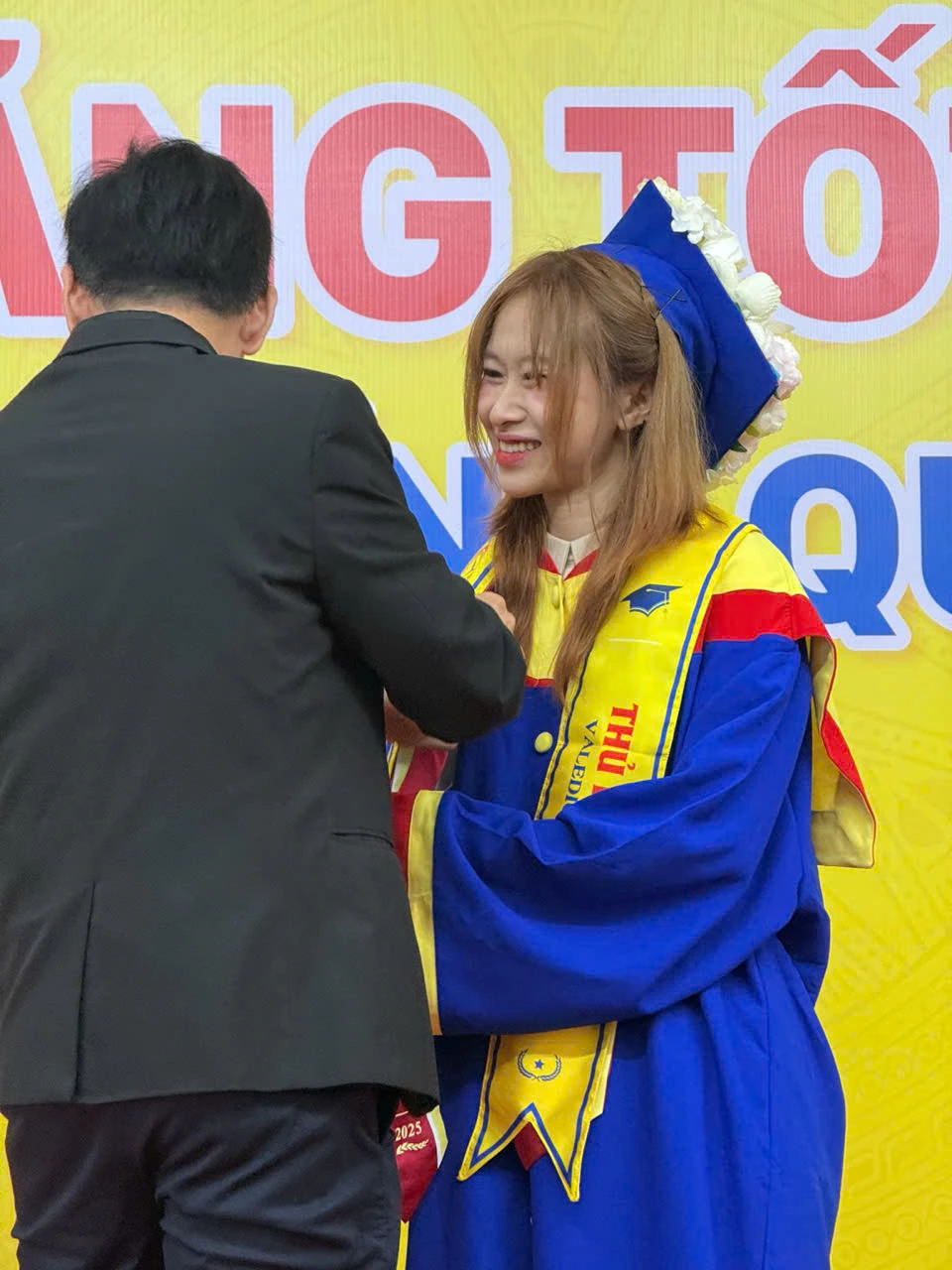 VINH DANH THỦ KHOA ĐẦU RA NGÀNH GIÁO DỤC MẦM NON NĂM 2026