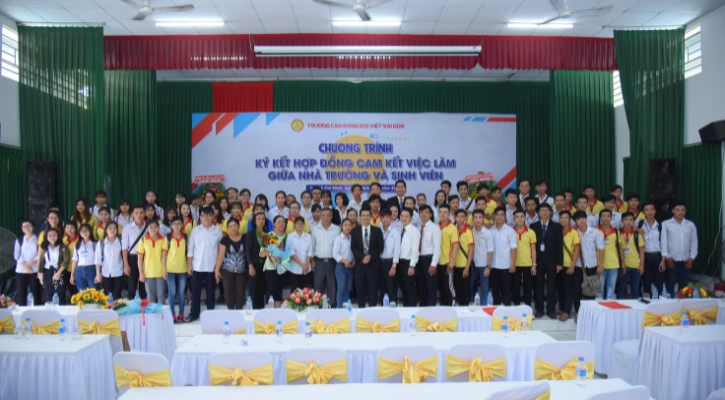 Hình ảnh Lễ ký kết hợp tác giữa Nhà trường và các Doanh nghiệp 20.06.2018 | Trường Cao Đẳng Đại Việt Sài Gòn