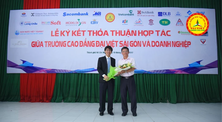 Công Ty Tnhh Care Education | Trường Cao Đẳng Đại Việt Sài Gòn