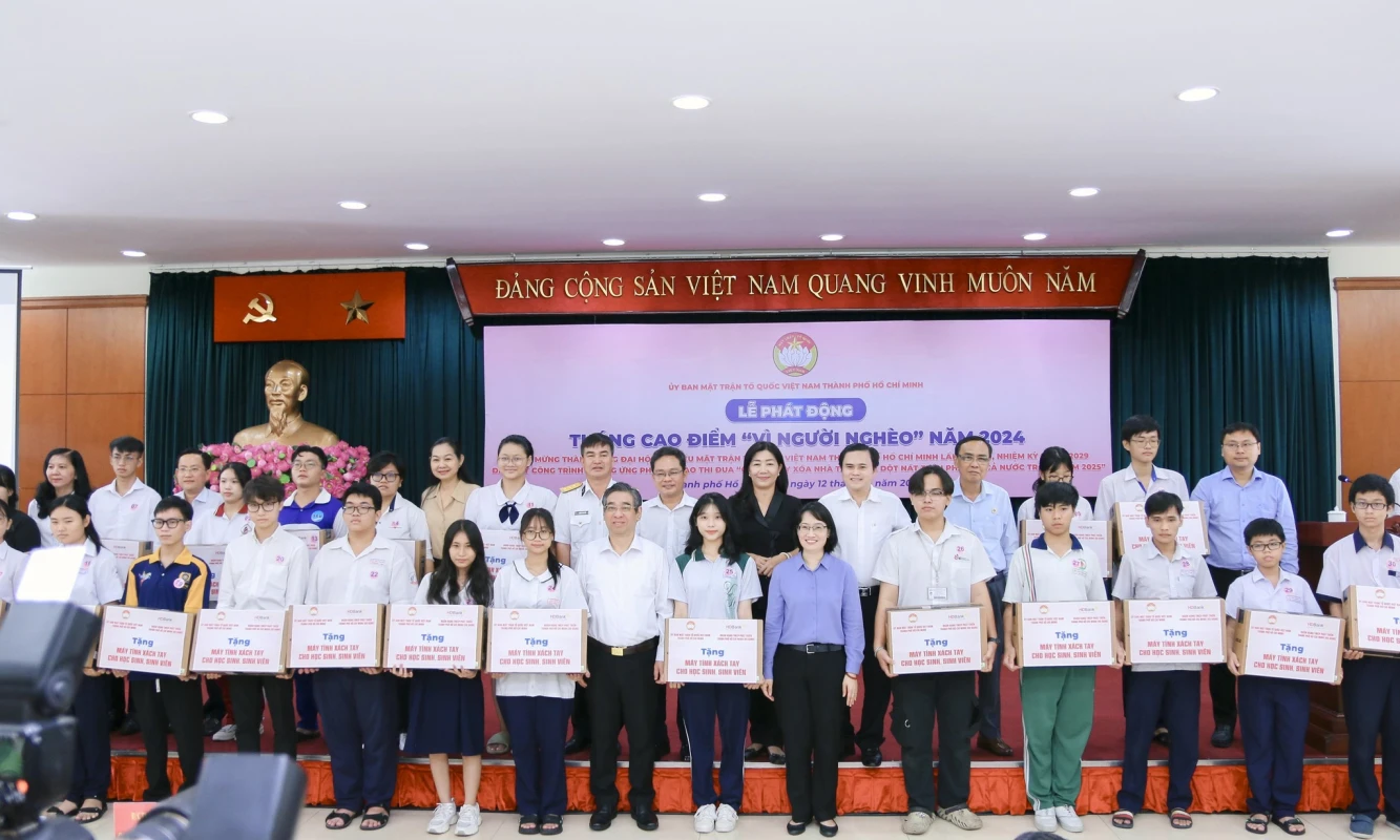 LỄ PHÁT ĐỘNG THÁNG CAO ĐIỂM VÌ NGƯỜI NGHÈO NĂM 2024 | Trường Cao Đẳng Đại Việt Sài Gòn